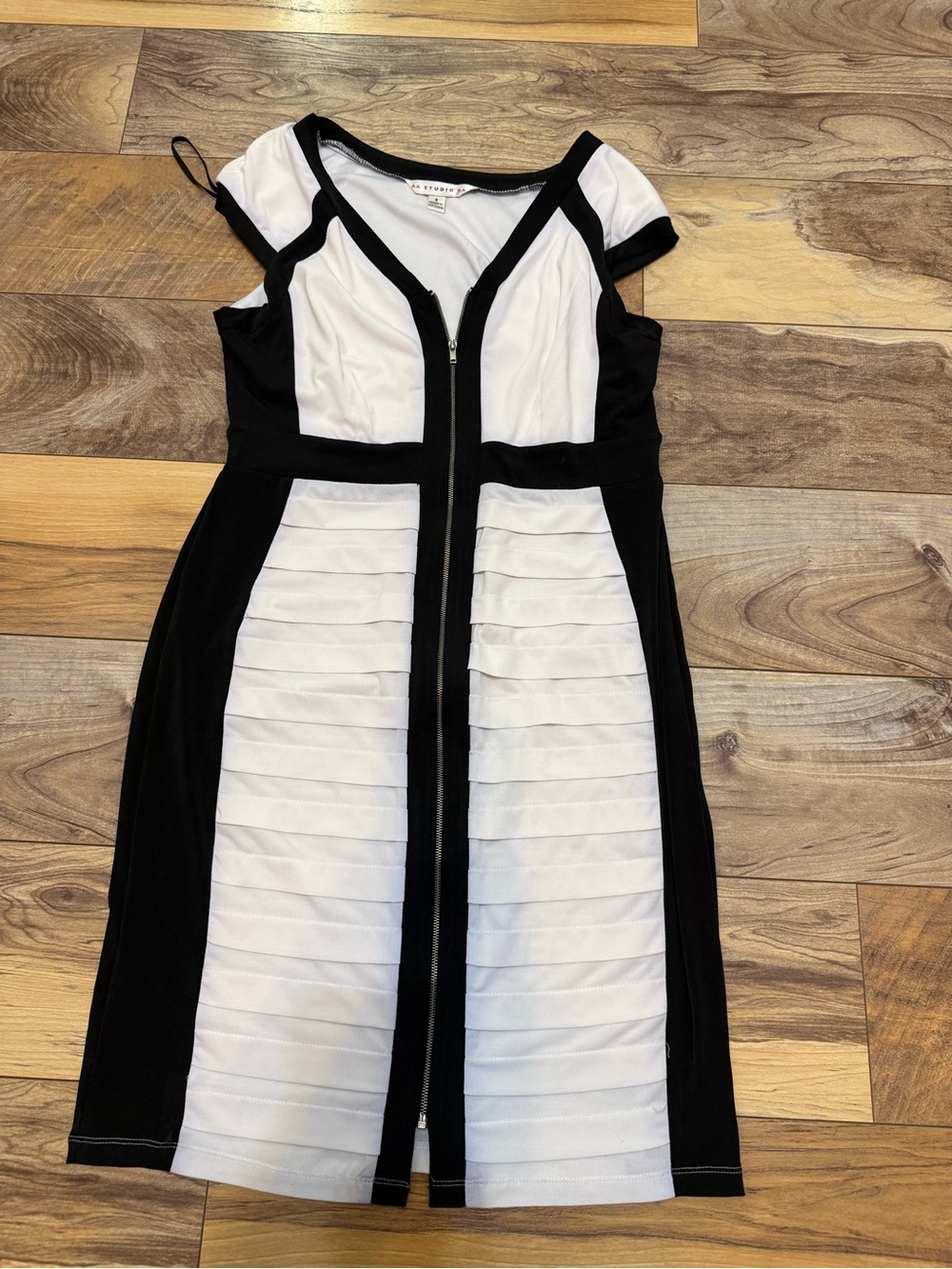 Aa Studio Black & White Zip-Front Paneled Midi Dress